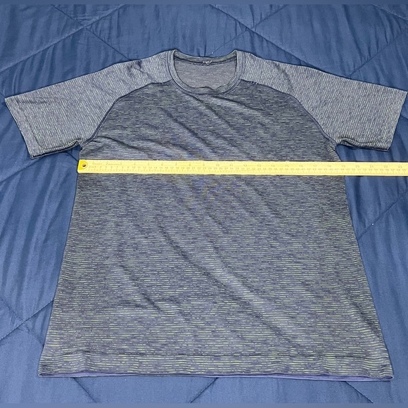 Lululemon Athletica Dark Blue with Green Tee - Picture 2 of 5